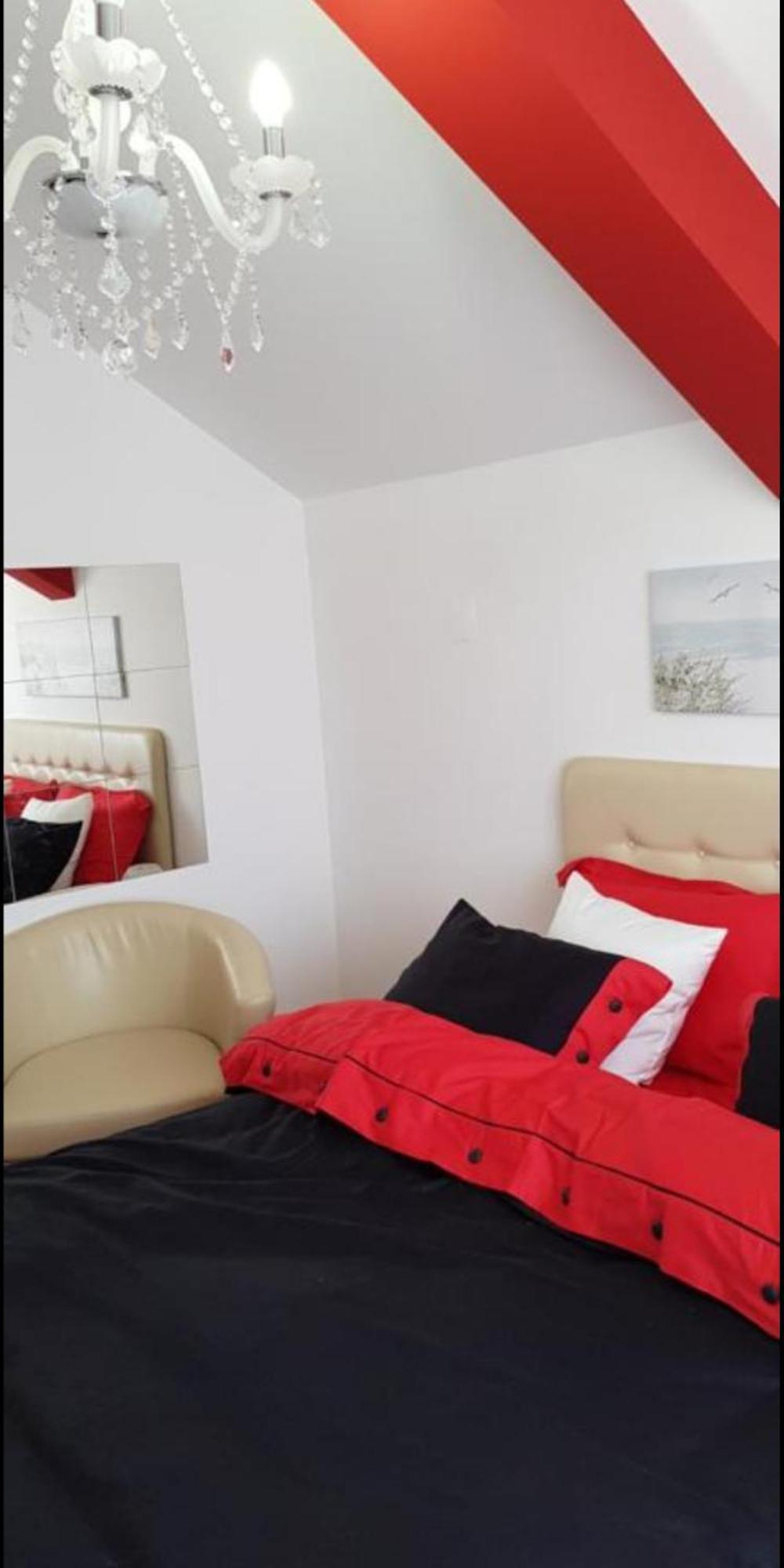 Lux Apartments With Pool Dex Zemun Polje ภายนอก รูปภาพ